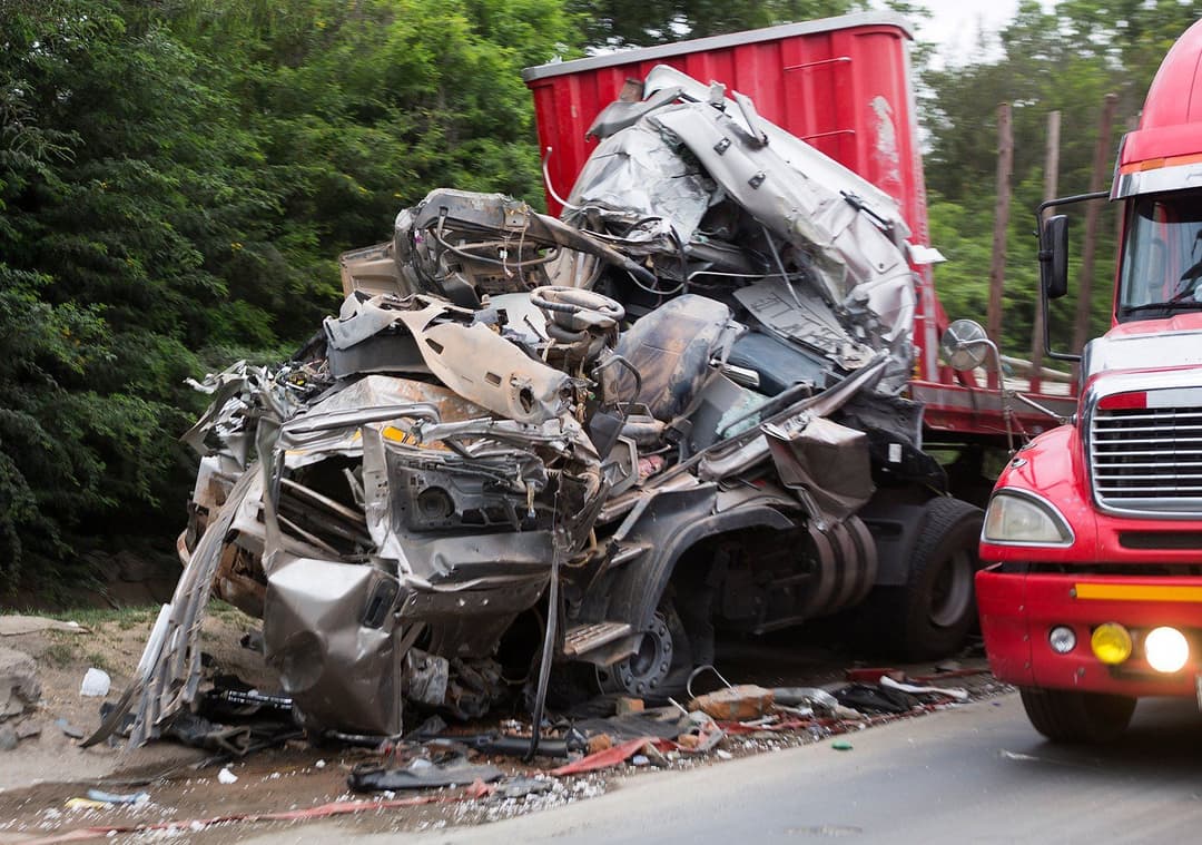 What Evidence Do You Need to Win a Truck Accident Claim?